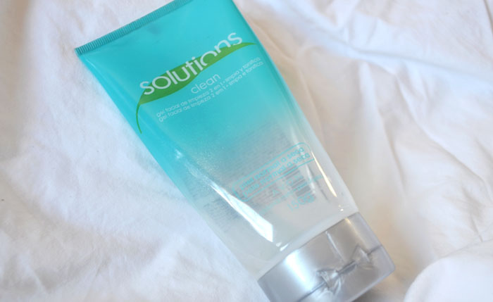 Avon Solutions Clean Gel facial de Limpeza 2 em 1